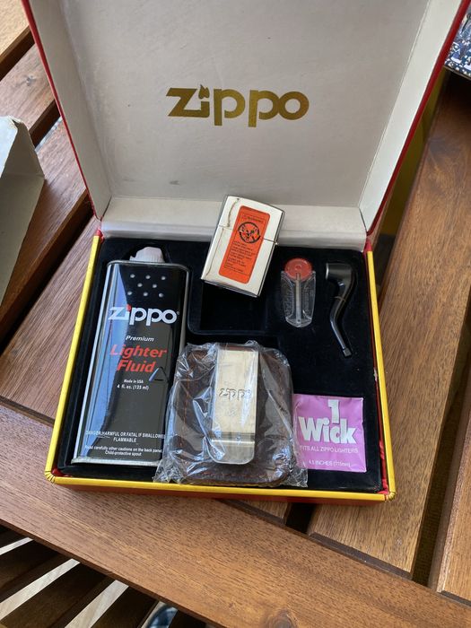 Запалка Zippo комплект с принадлежности
