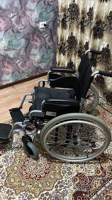 Инвалидная коляска