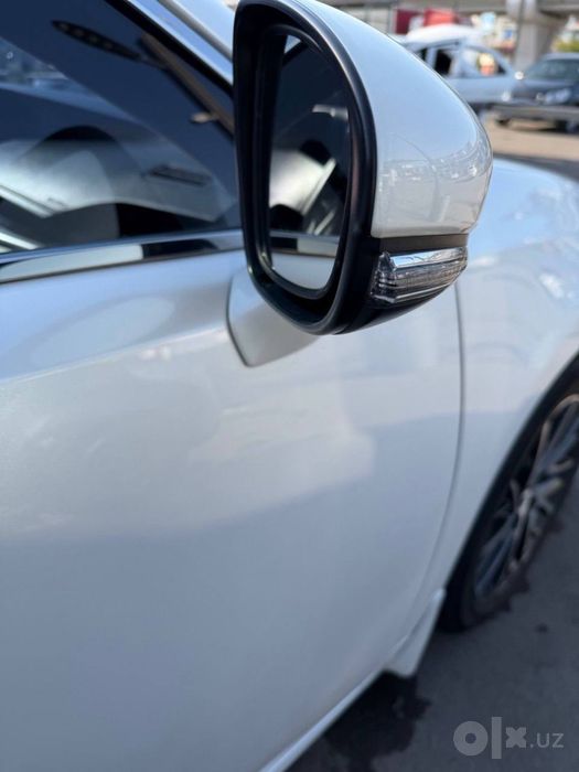 Lexus 250 белый автомат коробка