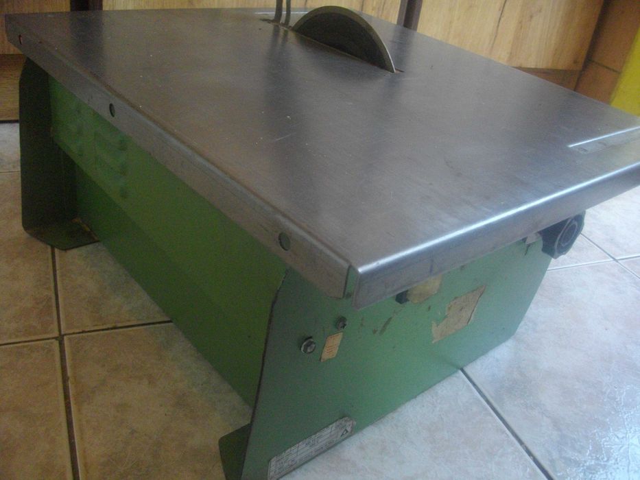 Made in ITALY 2,9A-400W-ф180mm/KB-10min/ Ел.Машина Рязане Плочи Плочки