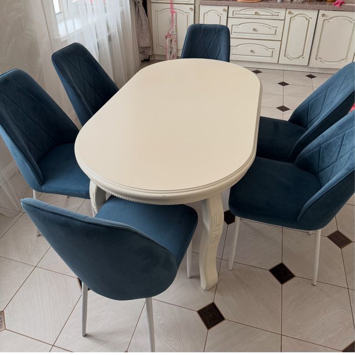 Срочно продам стулья России