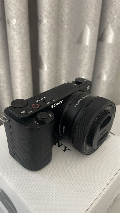 Продам Sony ZV-E10, в отличном состояний