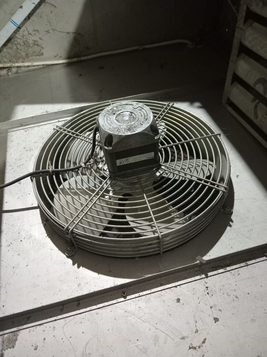 Продам производственную вытяжку