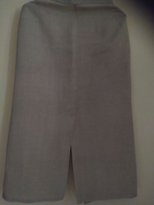 Продажа ; Юбки европейского производства.48-50 разм  .Качество лен .