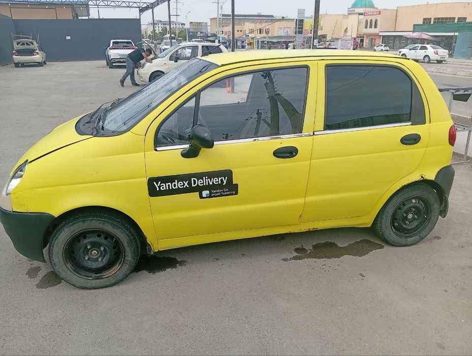 Matiz sotiladi 2400$