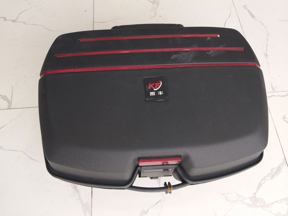 Продаётся кофра для мото и скутеров НОВЫЙ