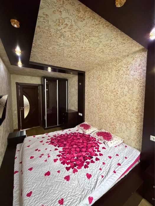 Срочно Аренда 2х комнатная квартира адрес Бульвар