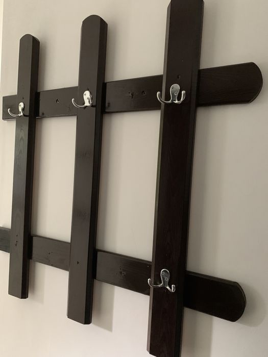 Cuier de perete din lemn de brad