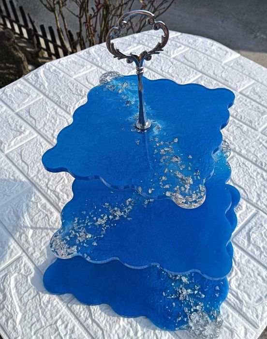 Suport etajat handmade din rășină epoxidică – modele unicat -candy bar