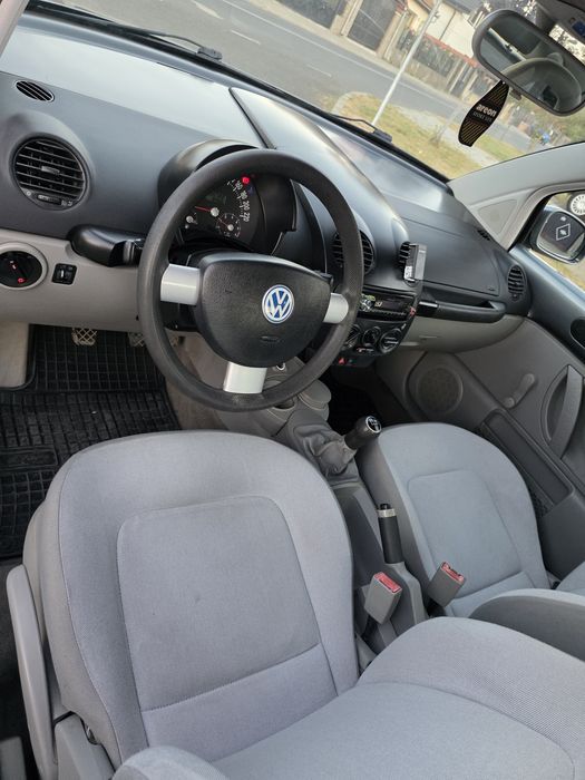 VOLKSWAGEN New Beetle 2002 — imagine 5