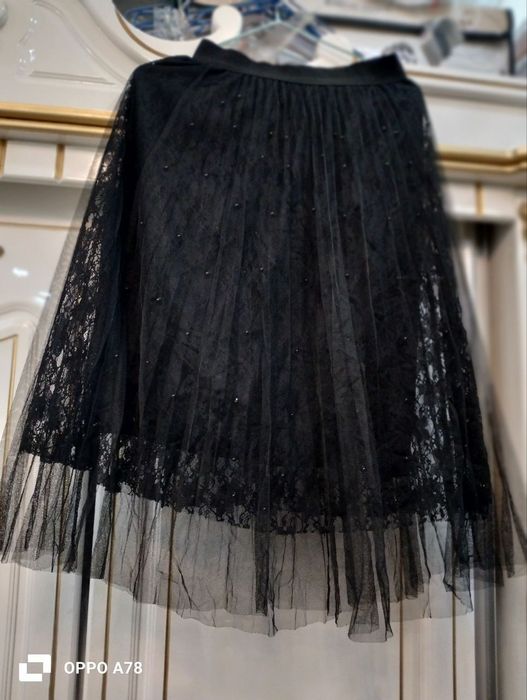 Юбка қора ранг. 40 минг