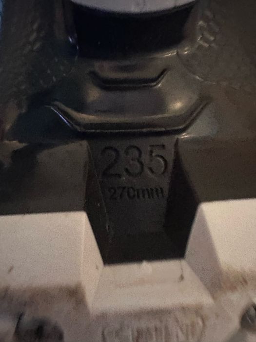 Clăpari Roxa măsura 37 de damă , purtați un sezon