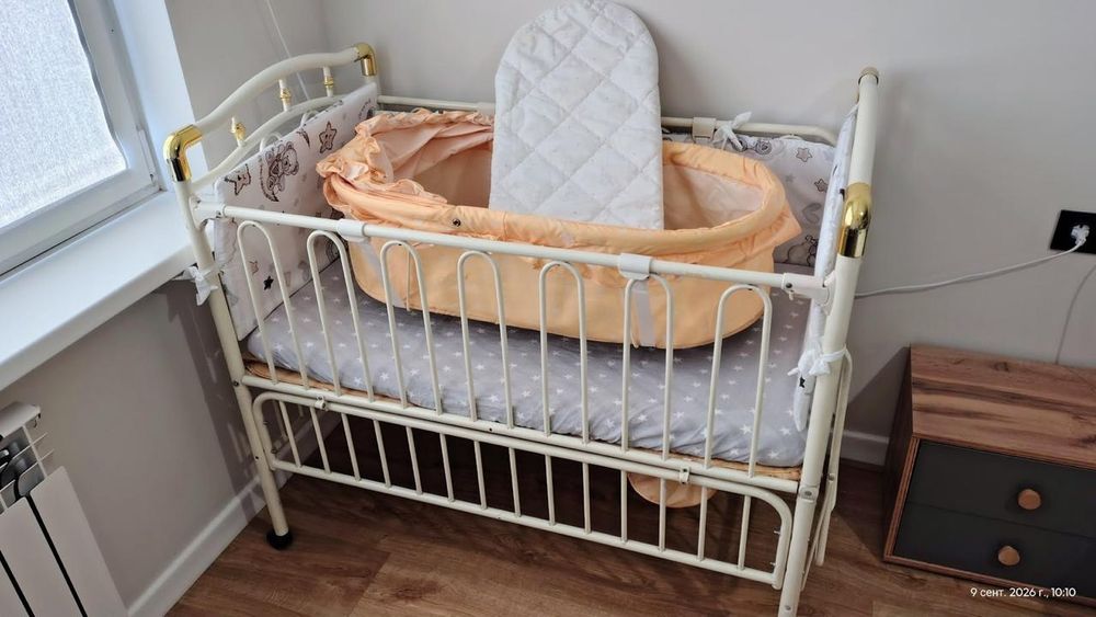 Продам детскую кроватку