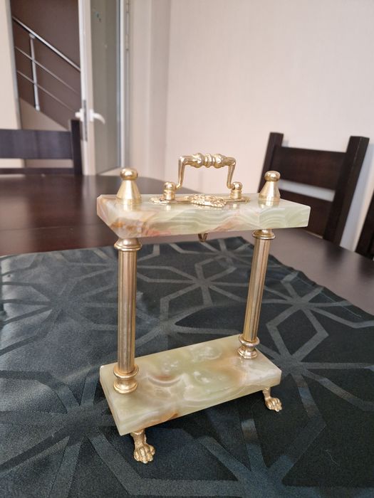 Страхотна антикварна белгийска стойка за джобен часовник оникс бронз