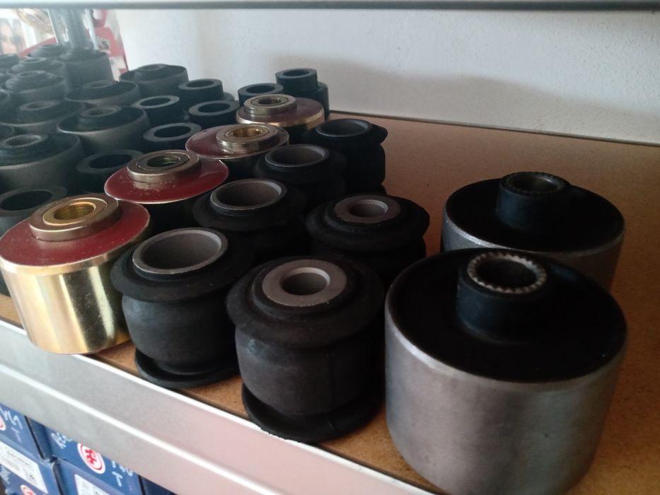 Set bucse brat tendon bucsa panhard corectie Nissan Patrol Y60 Y61