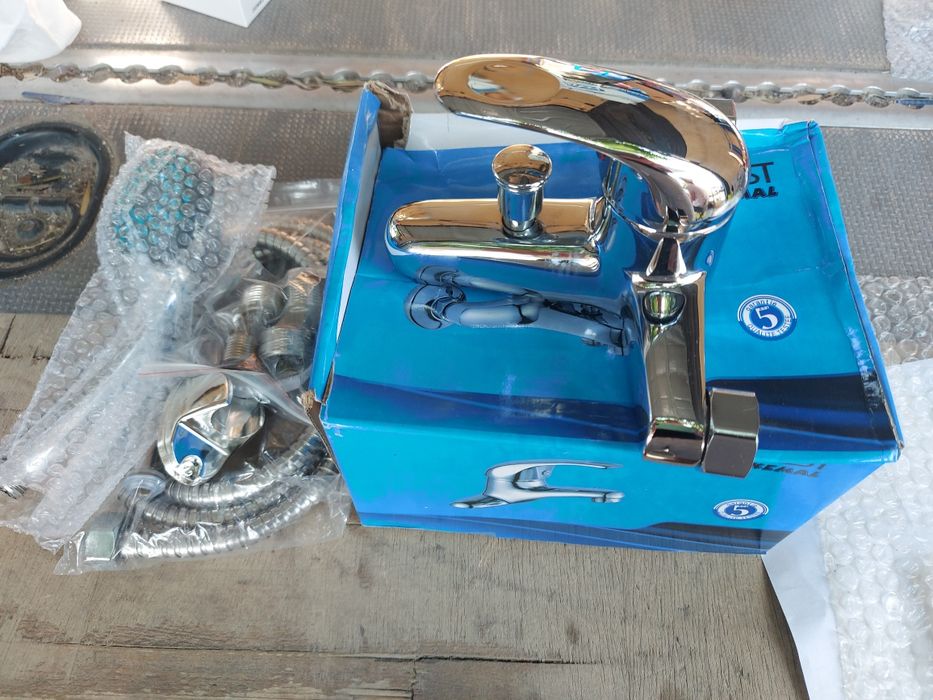 Смесител за баня,душ батерия Best