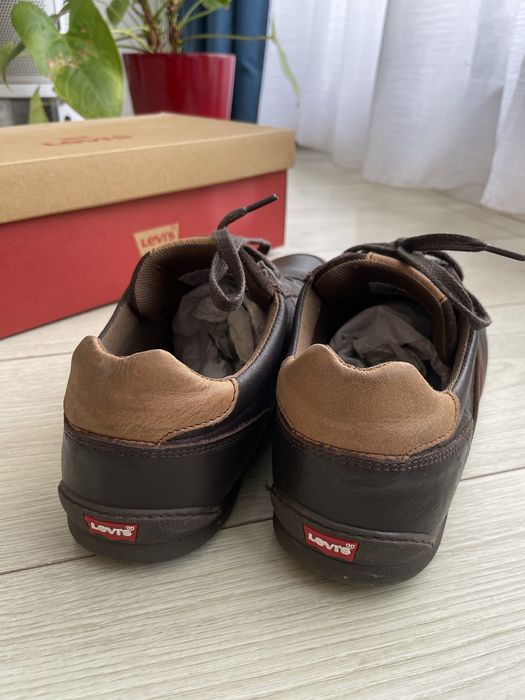 Pantofi piele barbati Levis, marime 41