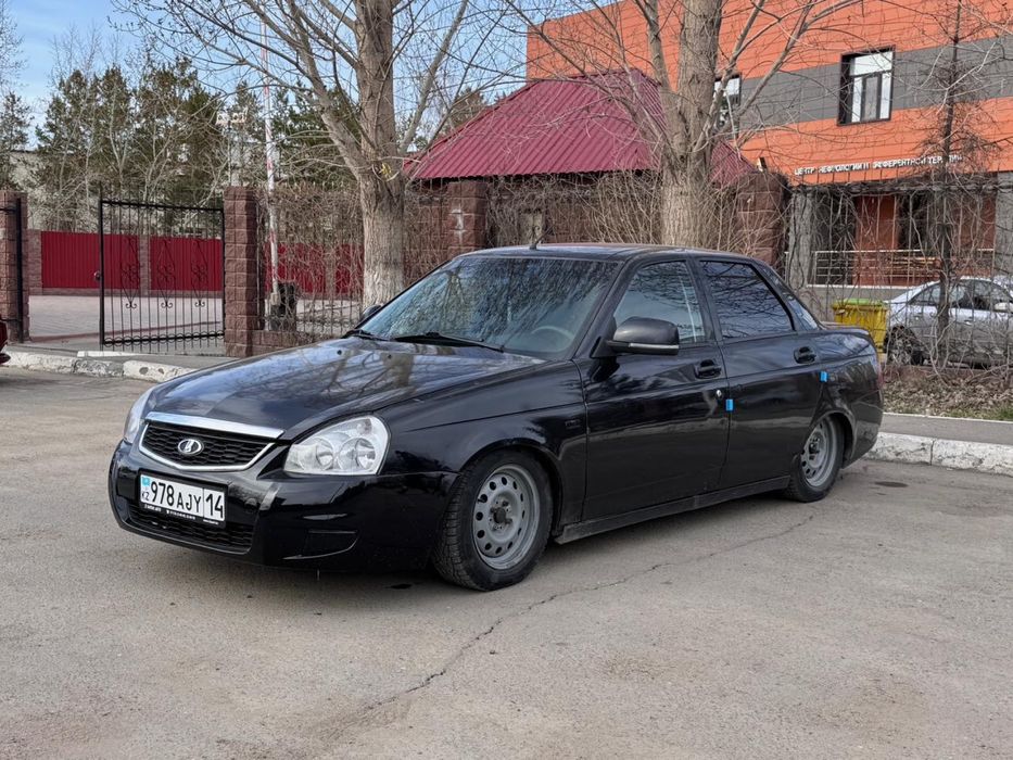 Продам приору 2 люкс плюс