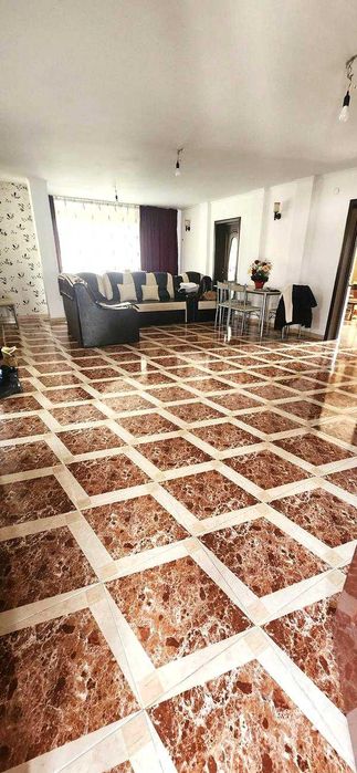 Casa de vanzare in Onesti