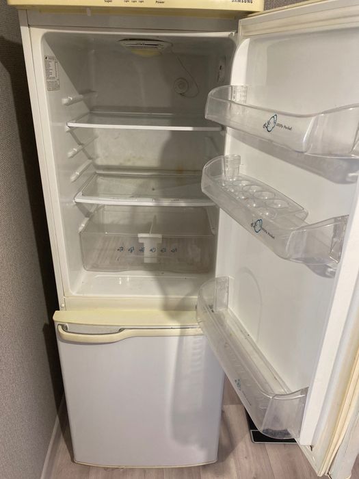 Тоңазытқыш Самсунг