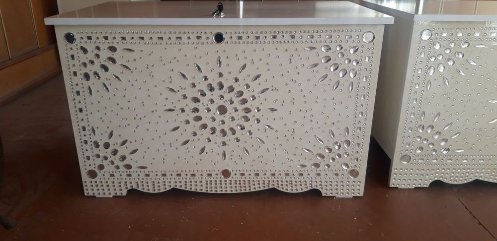 Сандик ручной работы