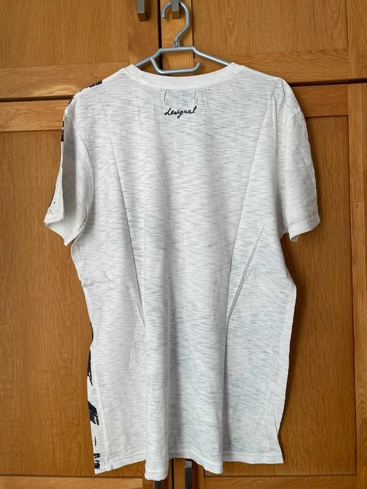 Tricou Desigual alb cu negru