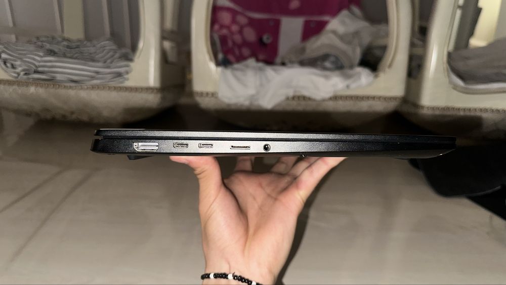 Asus Vivobook S14