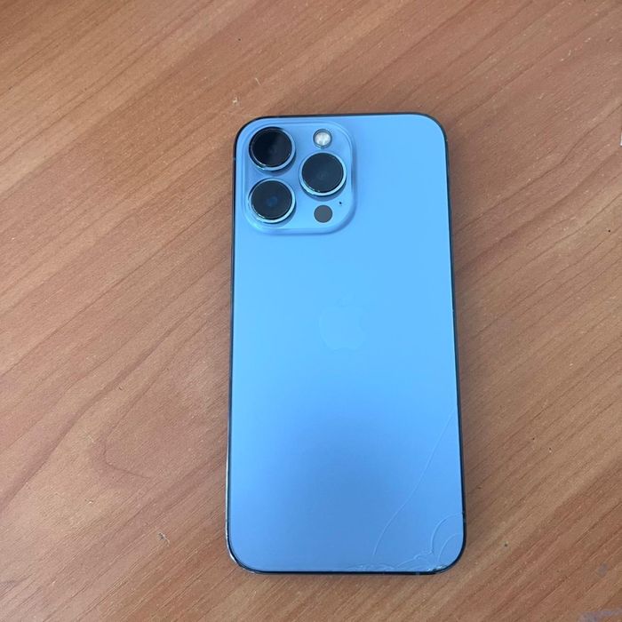 iPhone 13 pro.
