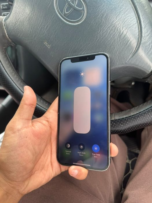продается iPhone 12 pro