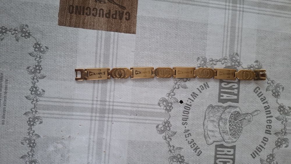 Ланец  кръст и гривна