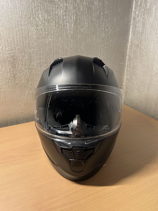 Продам фирменный мото шлем vinz kennet привозной из Европы