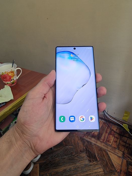 Samsung note 10+ 5G 12/512gb ideal ochilmagan usta kurmagan aybi yuq t