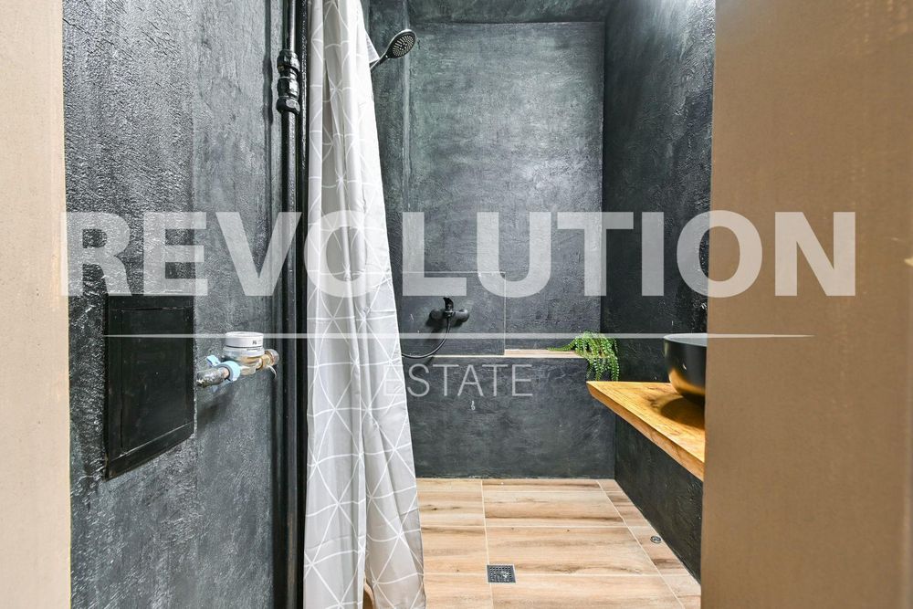 Дава се под наем Четиристаен апартамент в София, Център - 150 кв.м за 1250 € - Снимка #19