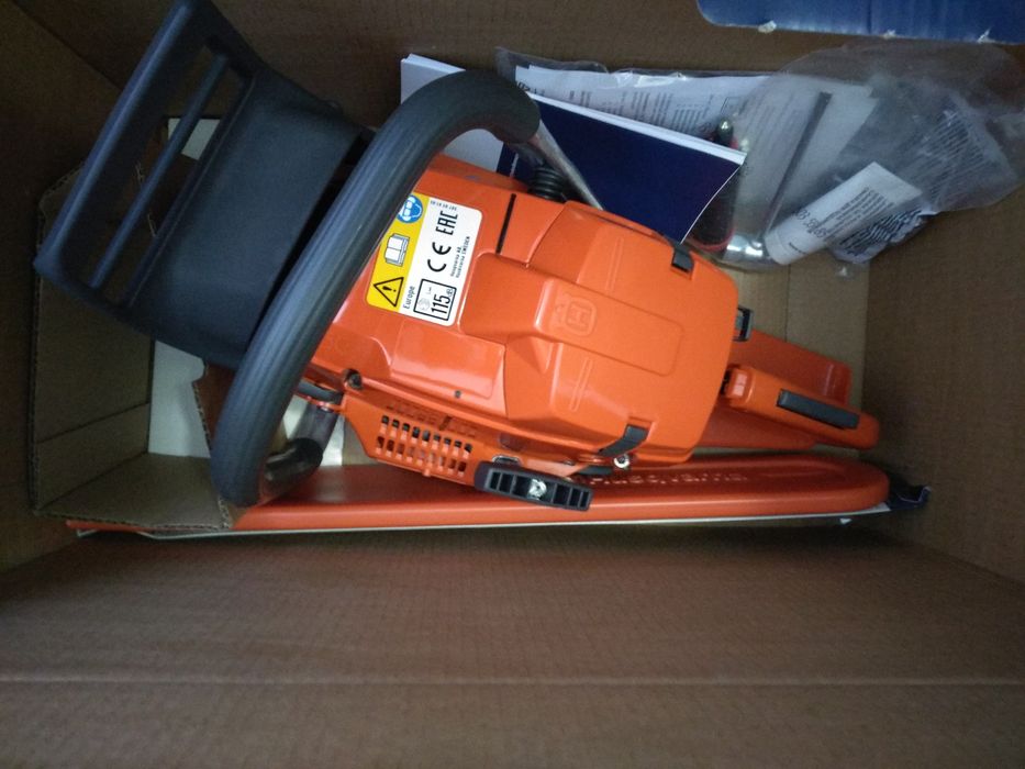 Бензопила Husqvarna 372 XP.