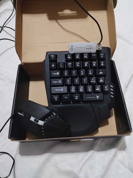 Tastatura gaming pentru Android