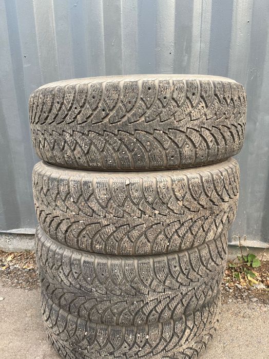 Шины 195/65/15 бу