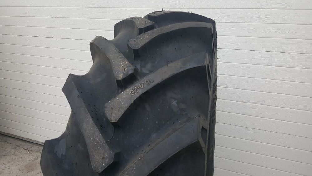 18.4-26 Cauciucuri noi pentru taf tractor combina BKT 14 pliuri India