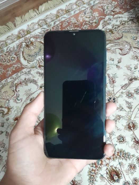 Oz ishlatilgan samartfon-yaxshi narxda. Rusumi A10