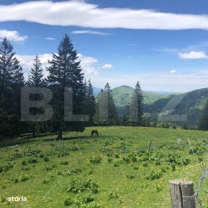 De vanzare, teren intravilan 2100mp, Predeal