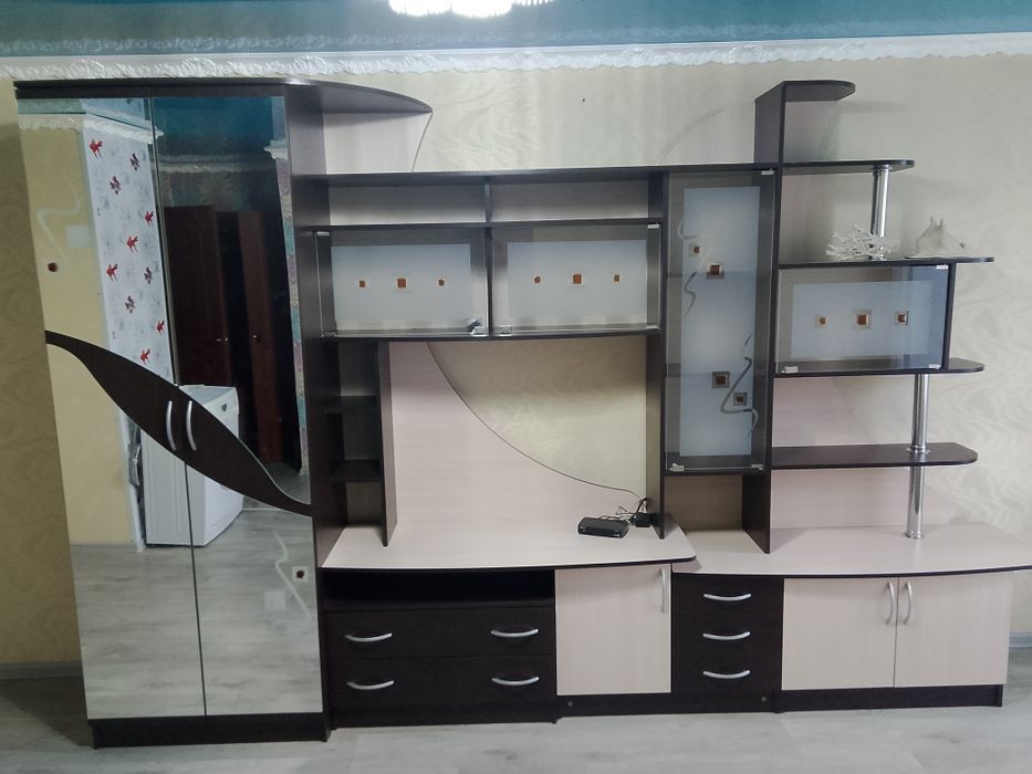 Продам стенку, состояние хорошее