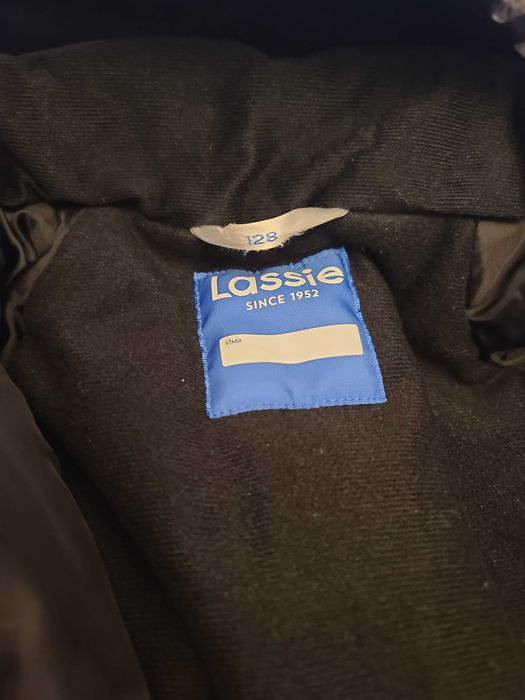 Продам зимний комбинезон Lassie