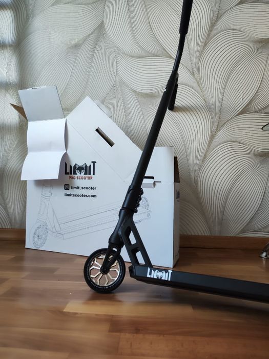 Продам трюковый самокат