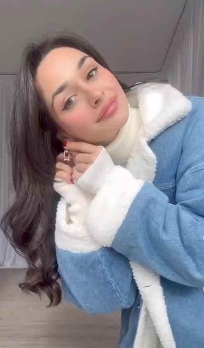 Продам джинсовую куртку утепленную