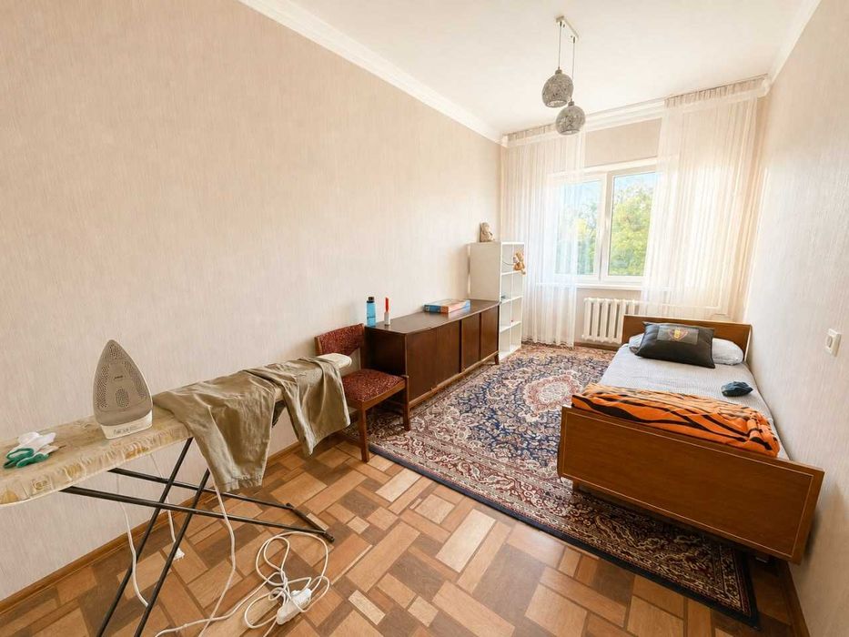 Продается 5-комнатная квартира, Чиланзар 20 квартал.