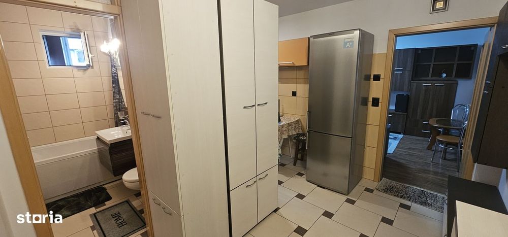 Apartament 2 camere de inchiriat zona Astra cu loc de parcare