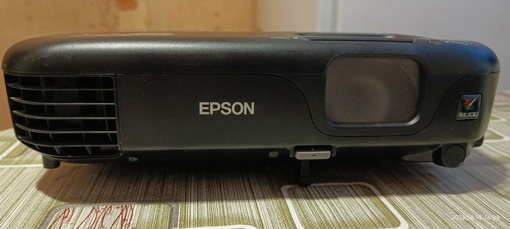 Проектор Epson EB-S02