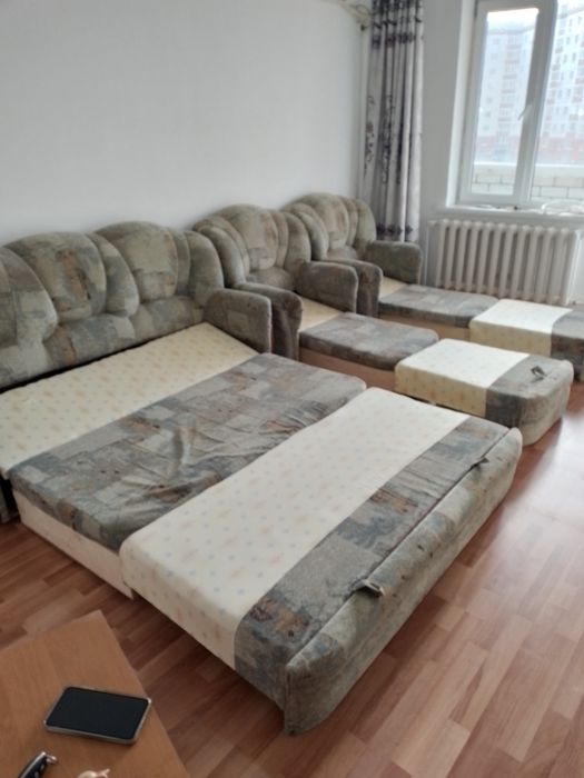 Продам диван и 2 кресла