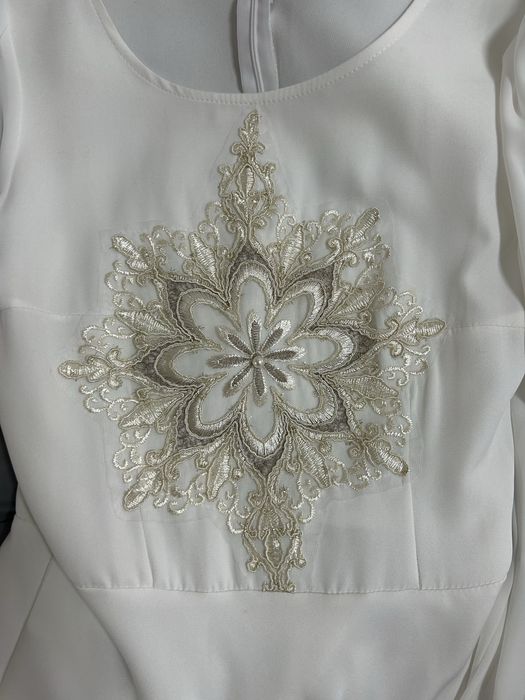 Продается шикарное легкое платье