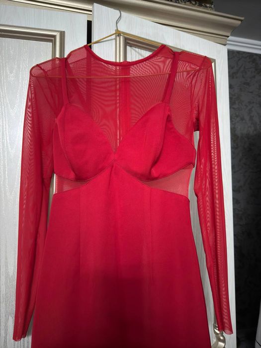 Платье женское красное