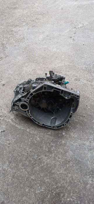 Cutie viteze Nissan 1.3  / an 2022 / cod 320106980R